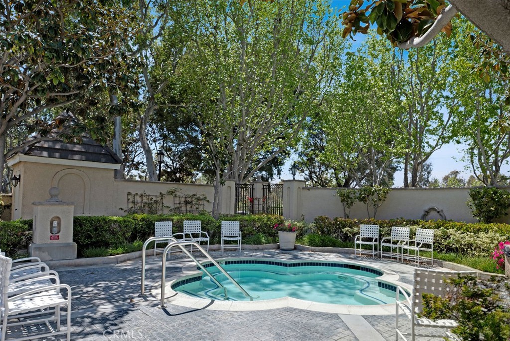 2300 Maple Avenue 136