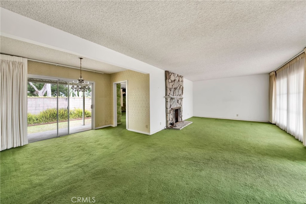 422 Calle De Arboles