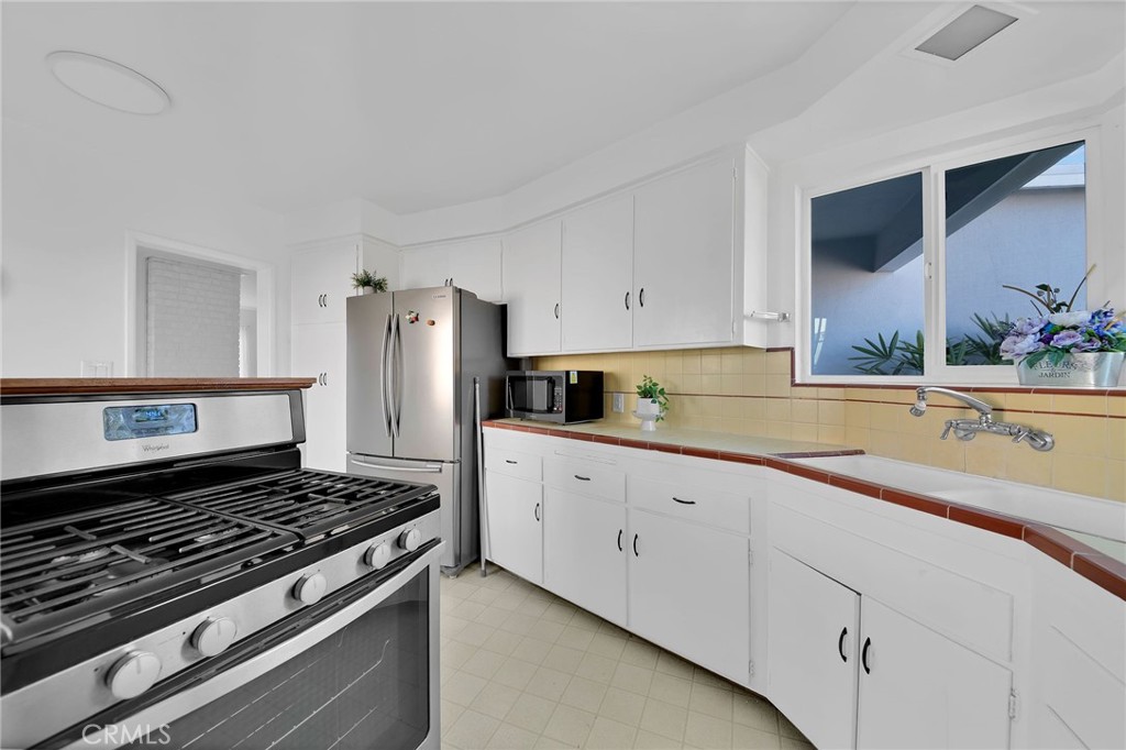 2406 W 177th St.