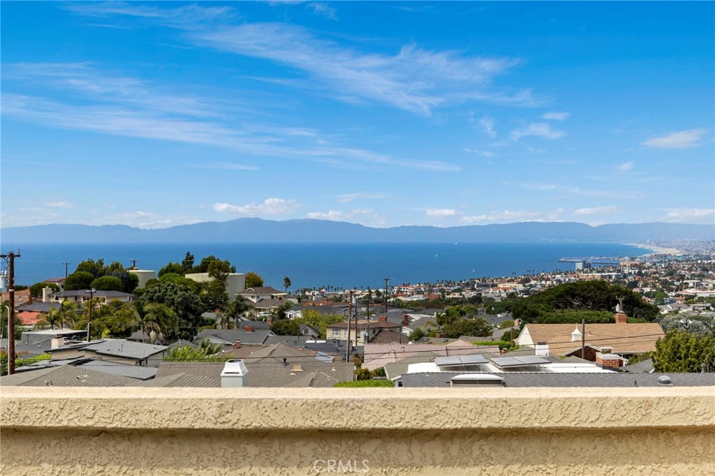 438 Calle De Aragon