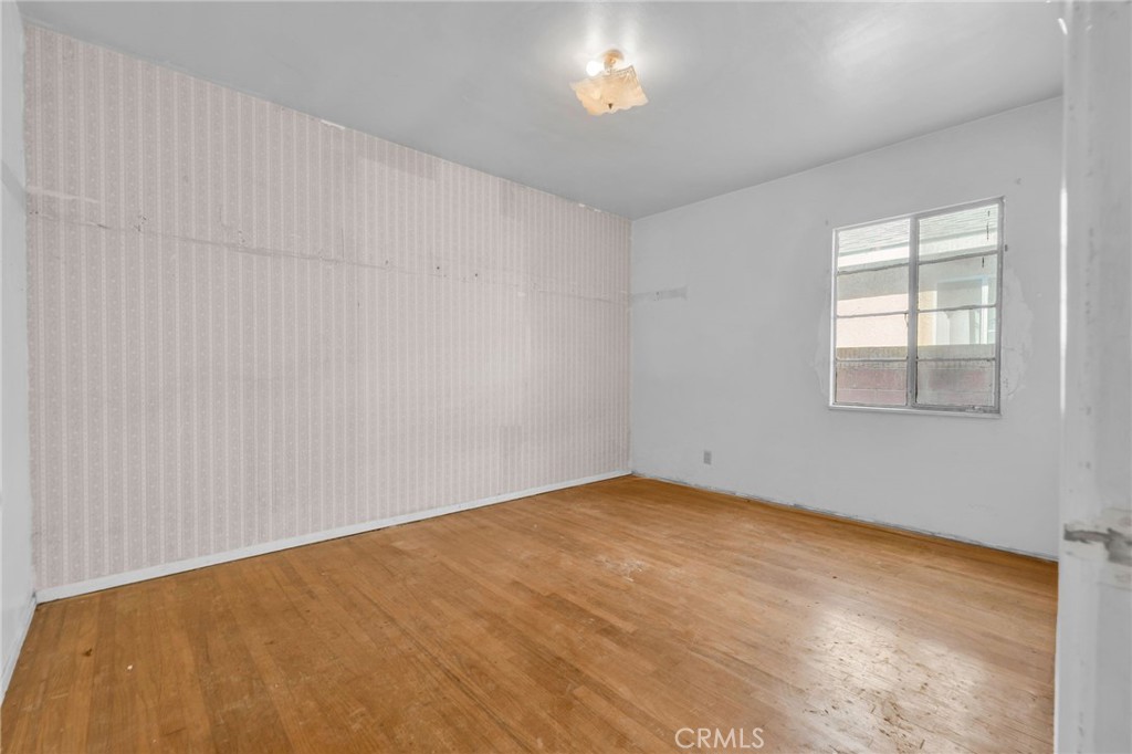 18901 18901 Haas Avenue