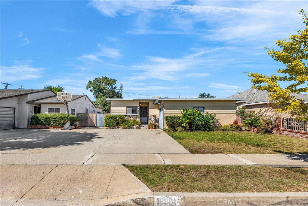 18901 18901 Haas Avenue