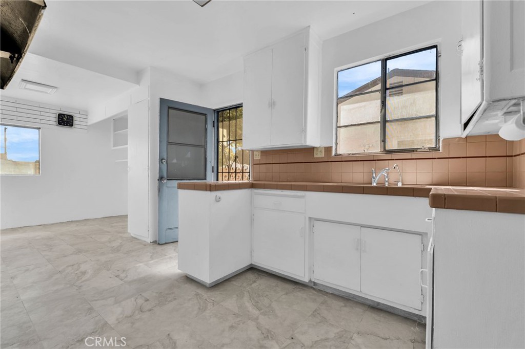 18901 18901 Haas Avenue