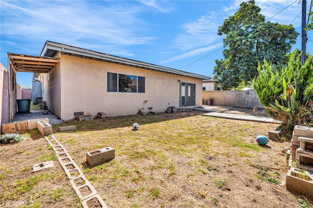 18901 18901 Haas Avenue