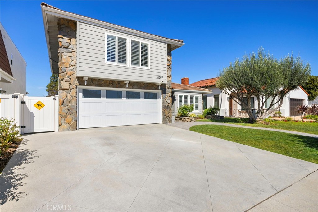 3607 Courtney Way