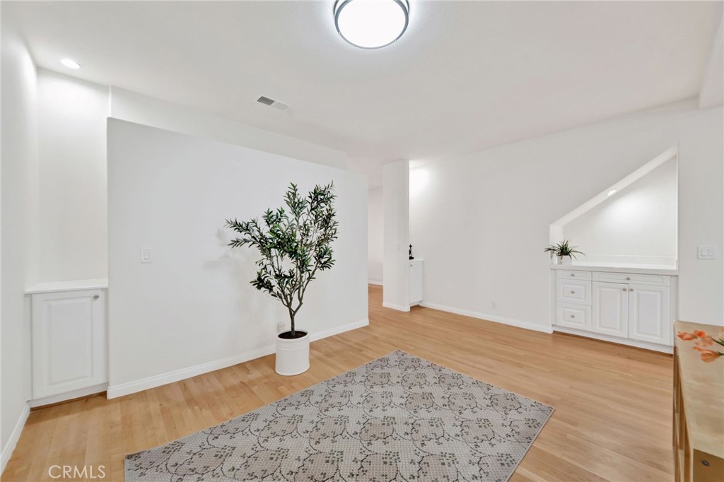 2825 Plaza Del Amo 106