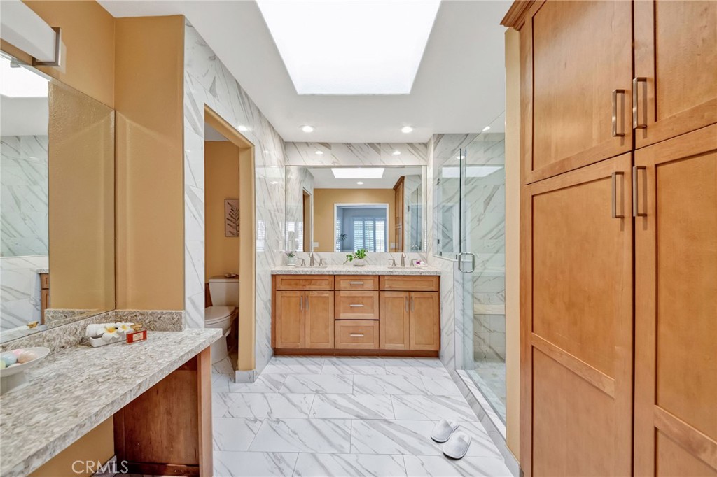 2825 Plaza Del Amo 106