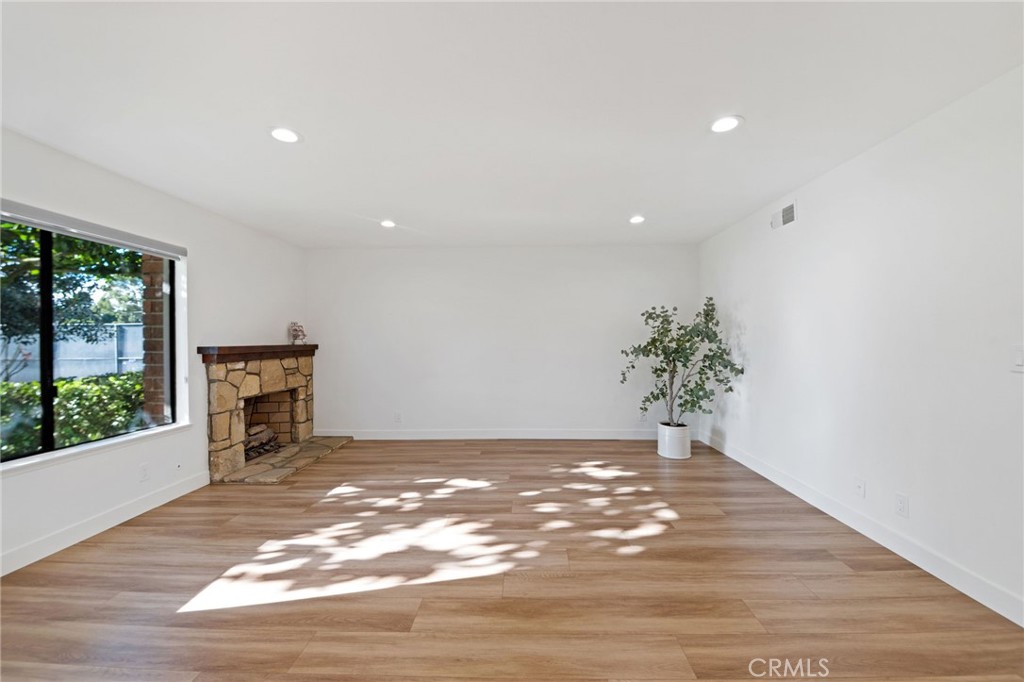 27914 Ridgebluff Court