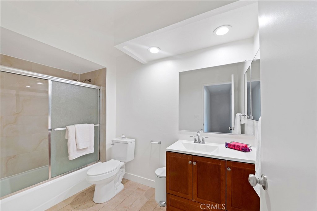 27914 Ridgebluff Court