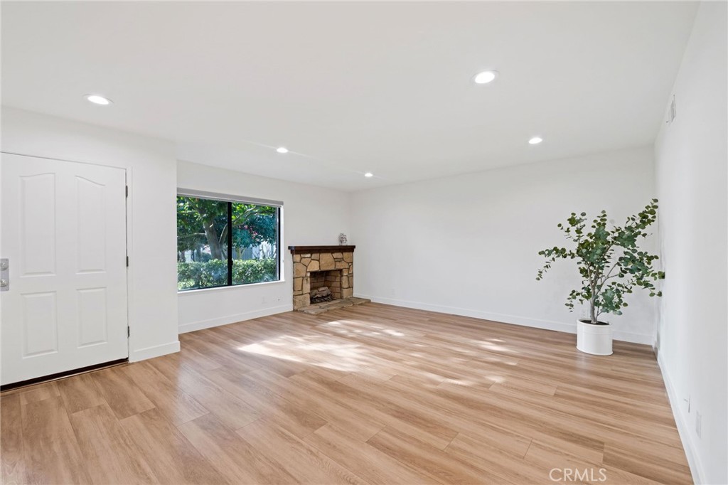 27914 Ridgebluff Court