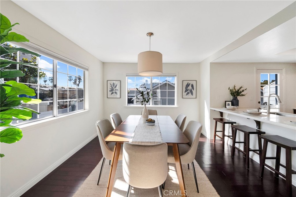 105 N Broadway E