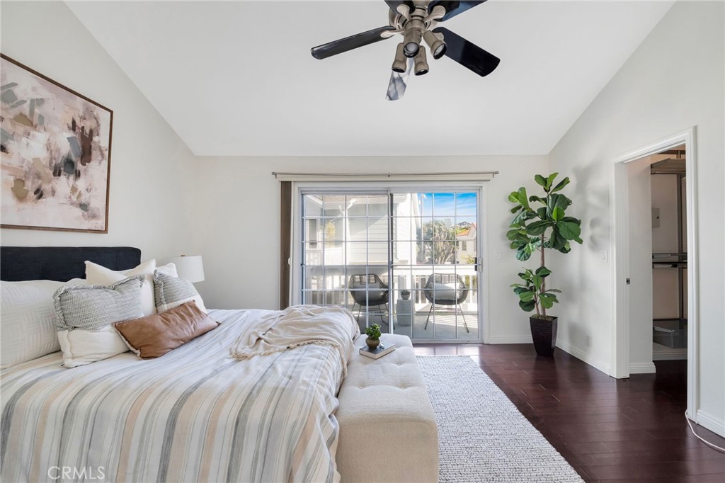 105 N Broadway E