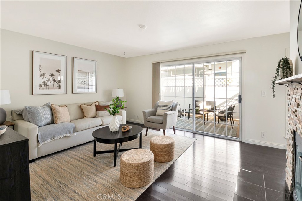 105 N Broadway E
