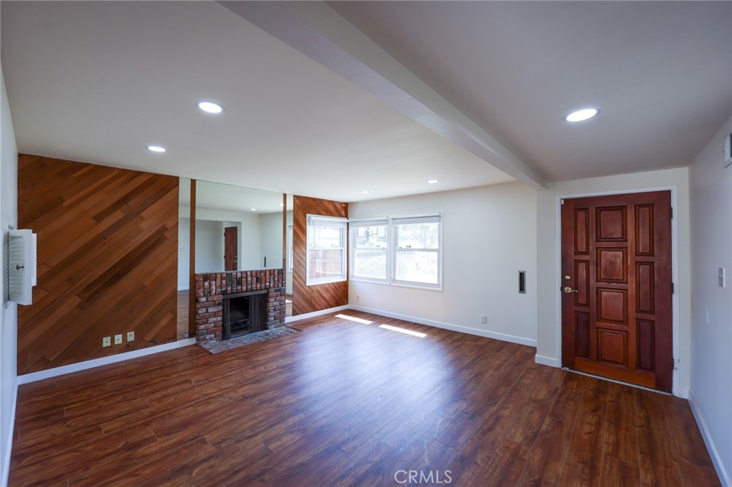 17122 Spinning Avenue