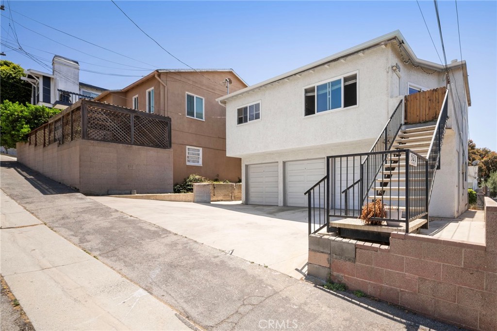 523 Avenue A