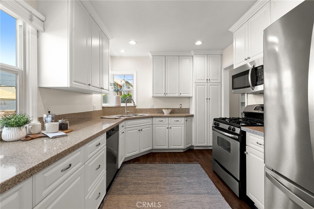 523 Avenue A