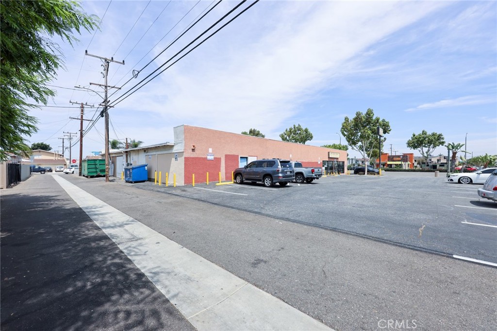 16607 Hawthorne Boulevard