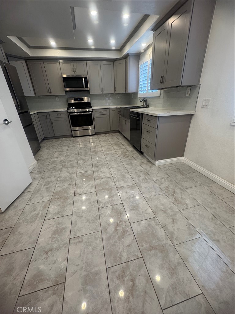 10201 Mason Avenue 113