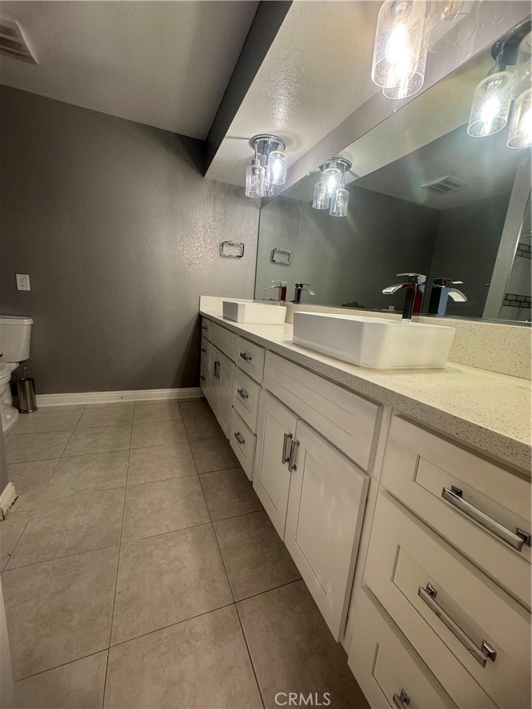 10201 Mason Avenue 113