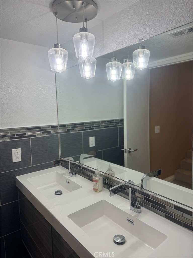 10201 Mason Avenue 113