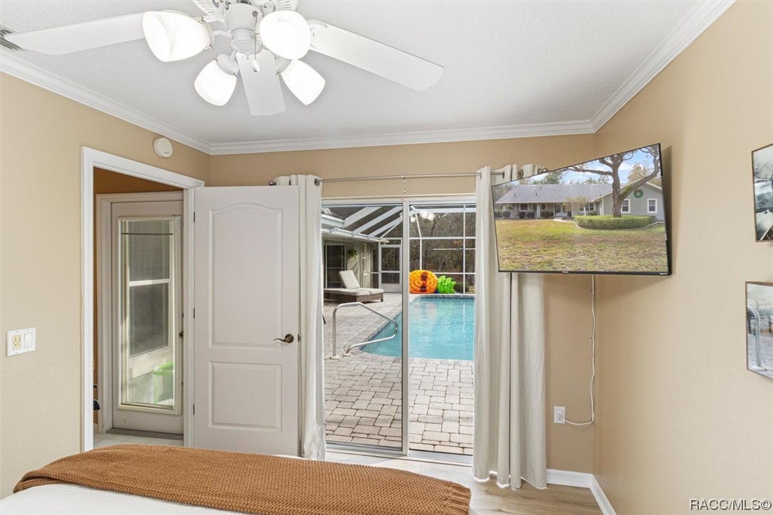 4300 W horseshoe Drive