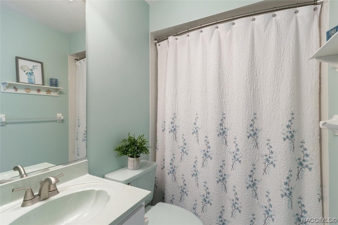 4300 W horseshoe Drive