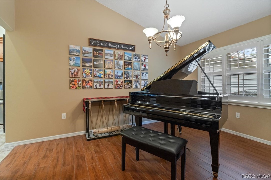 4300 W horseshoe Drive