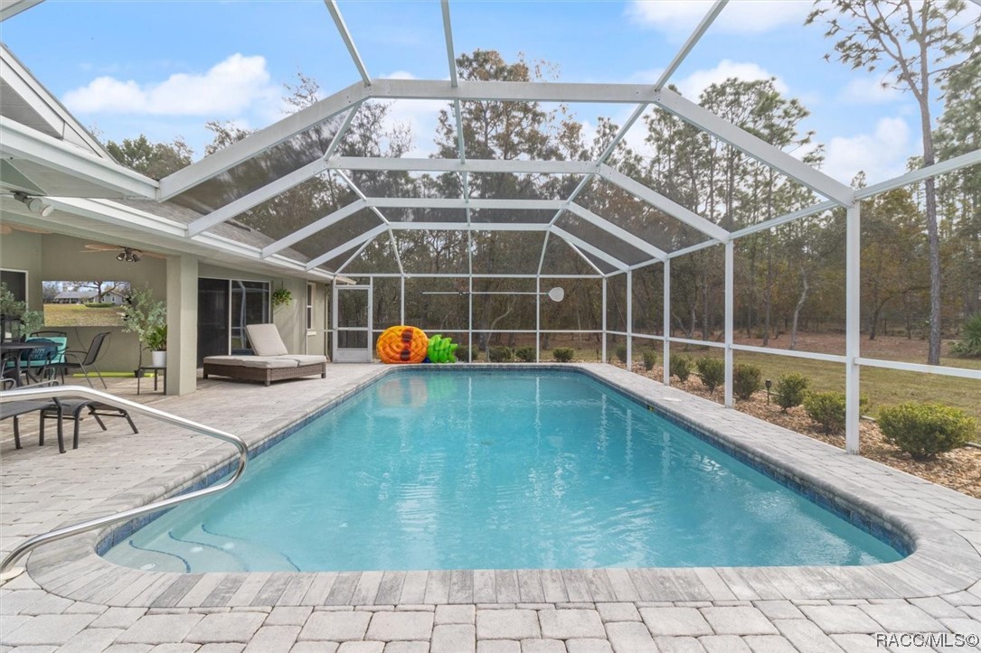 4300 W horseshoe Drive