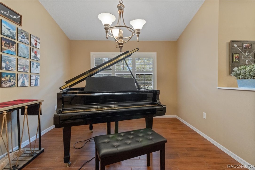 4300 W horseshoe Drive