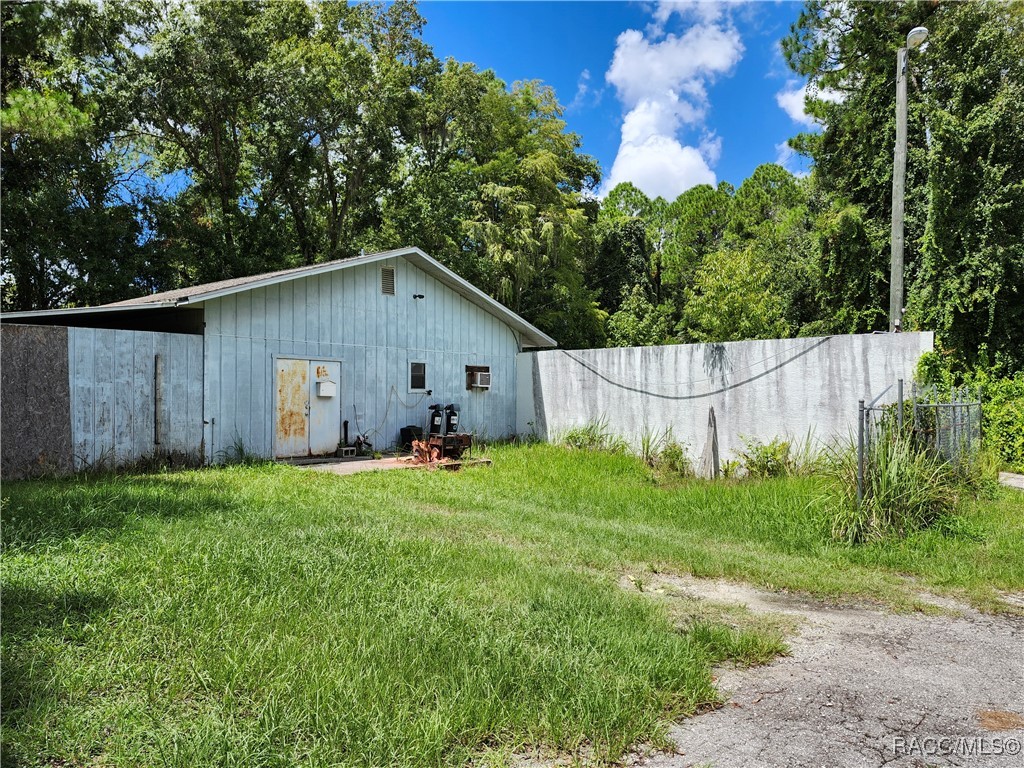 8024 W Trail
