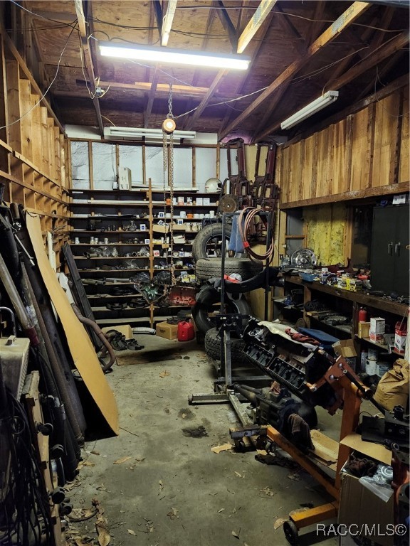 8024 W Trail