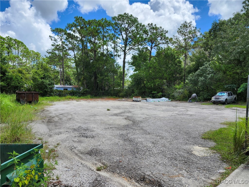 8024 W Trail