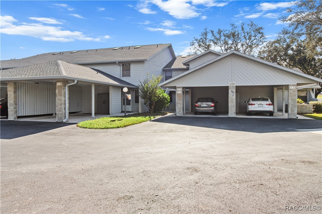 600 E Gilchrist Court 2a