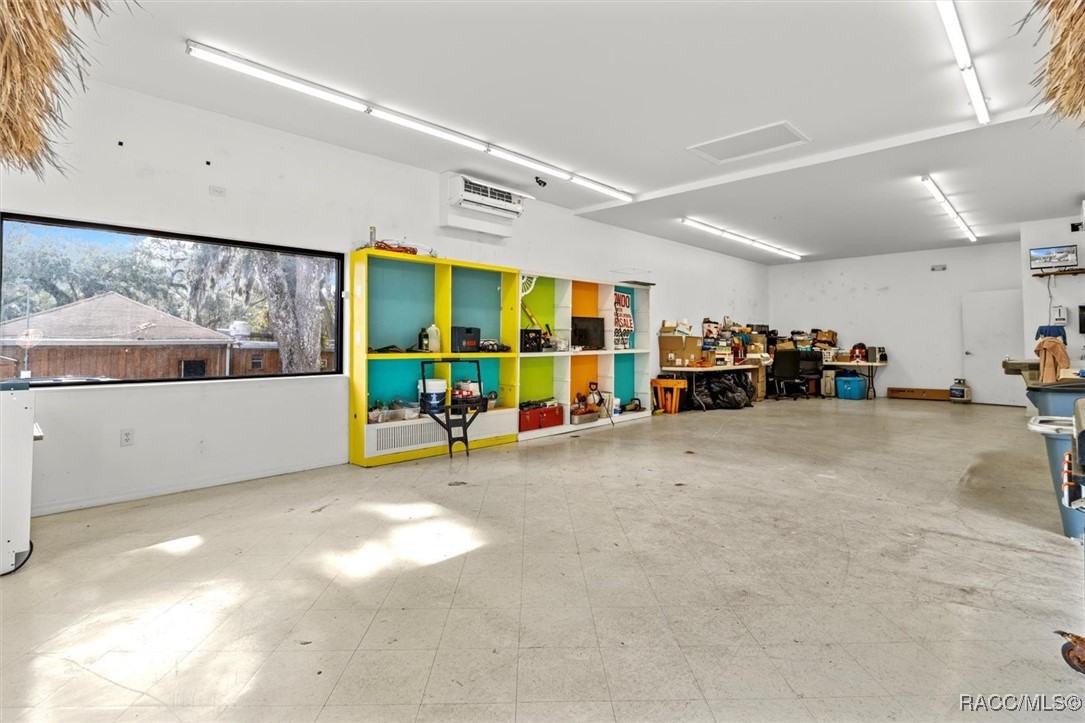 10460 W New York Street