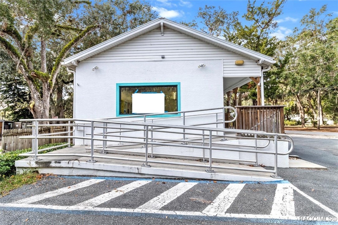 10460 W New York Street