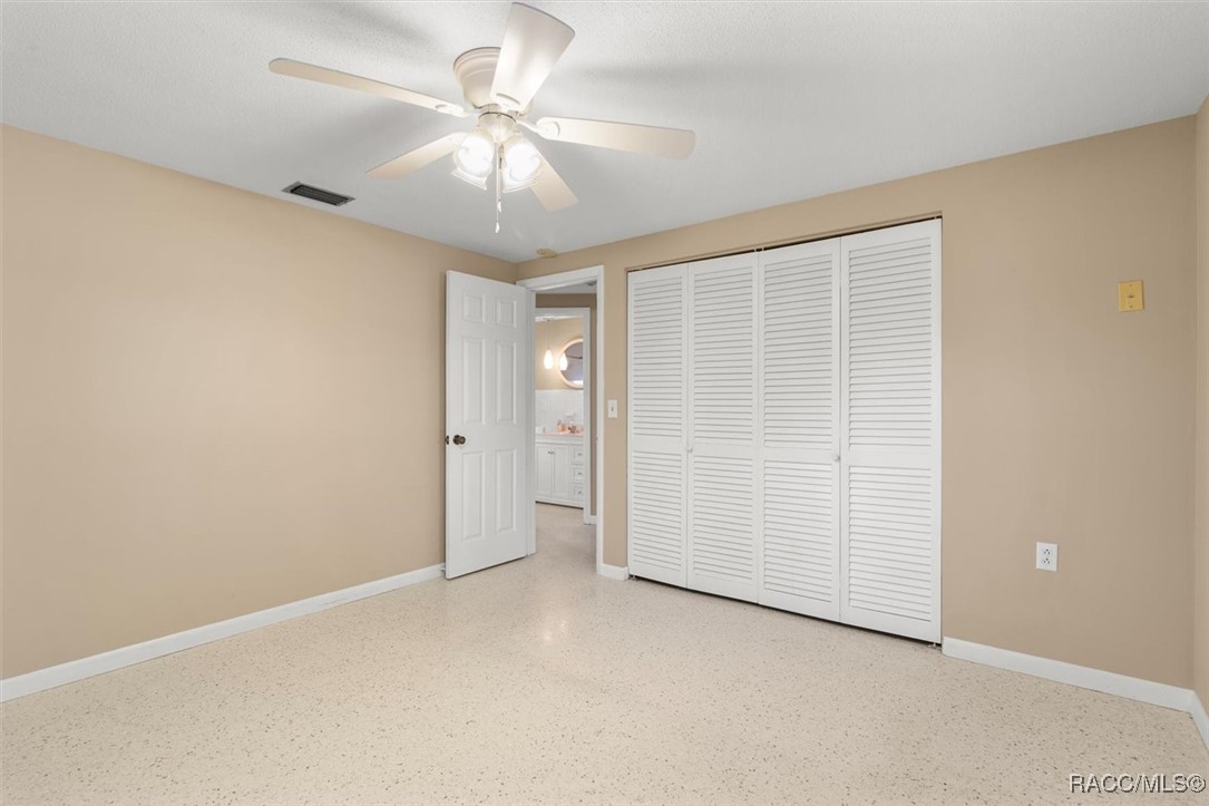 9181 S Mountain Lake Avenue