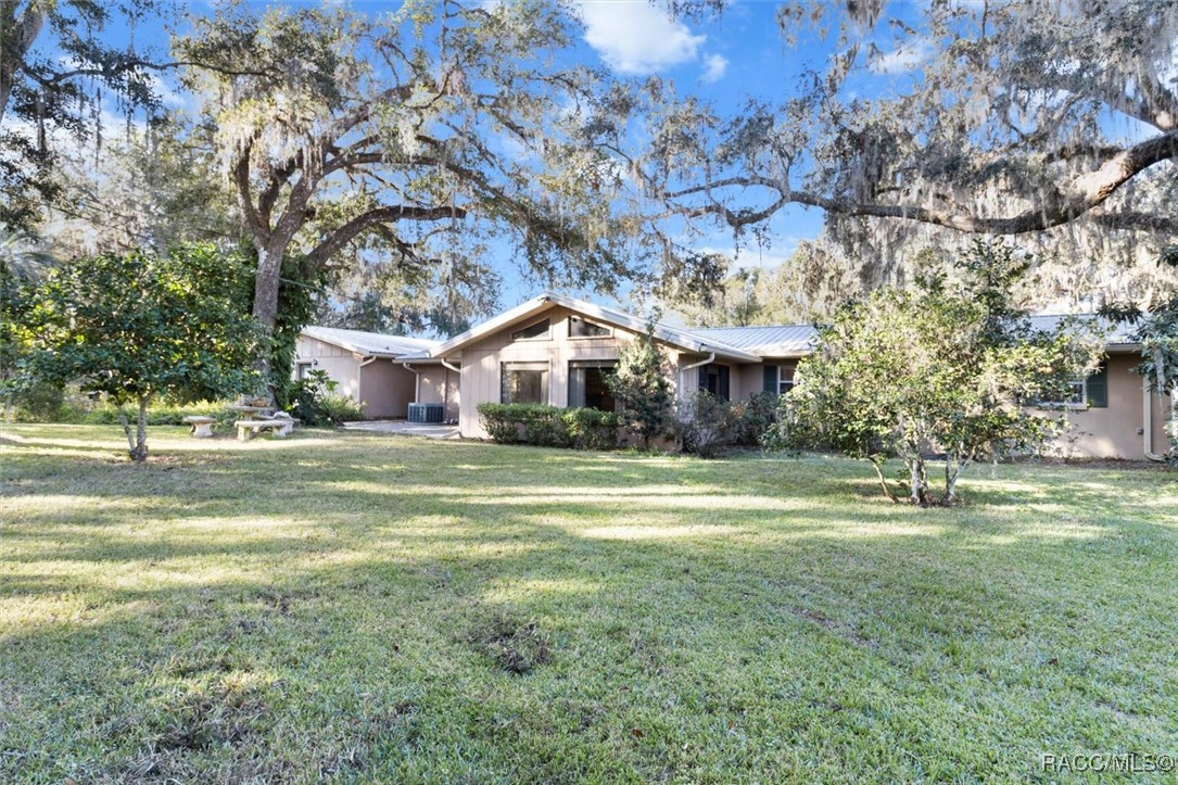 9181 S Mountain Lake Avenue