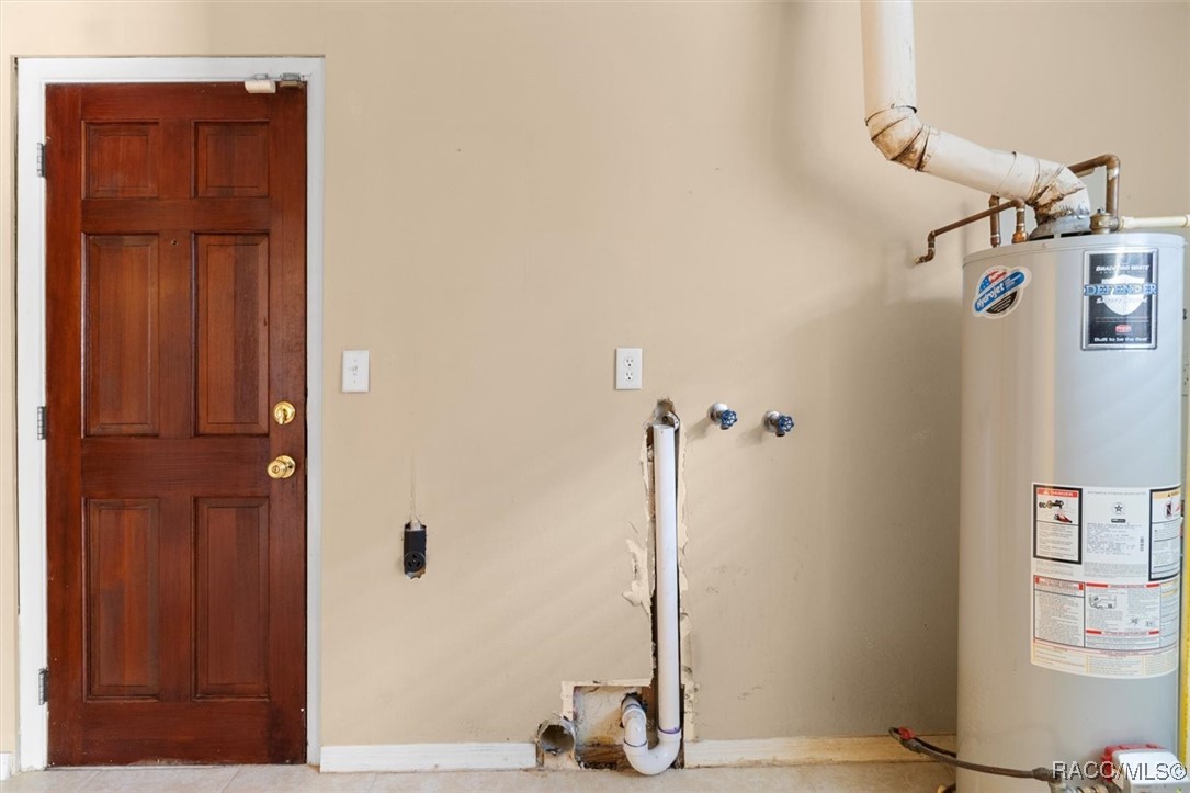 9181 S Mountain Lake Avenue