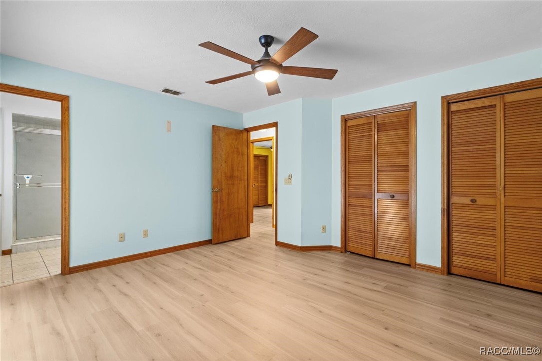 1446 E Saint James Loop