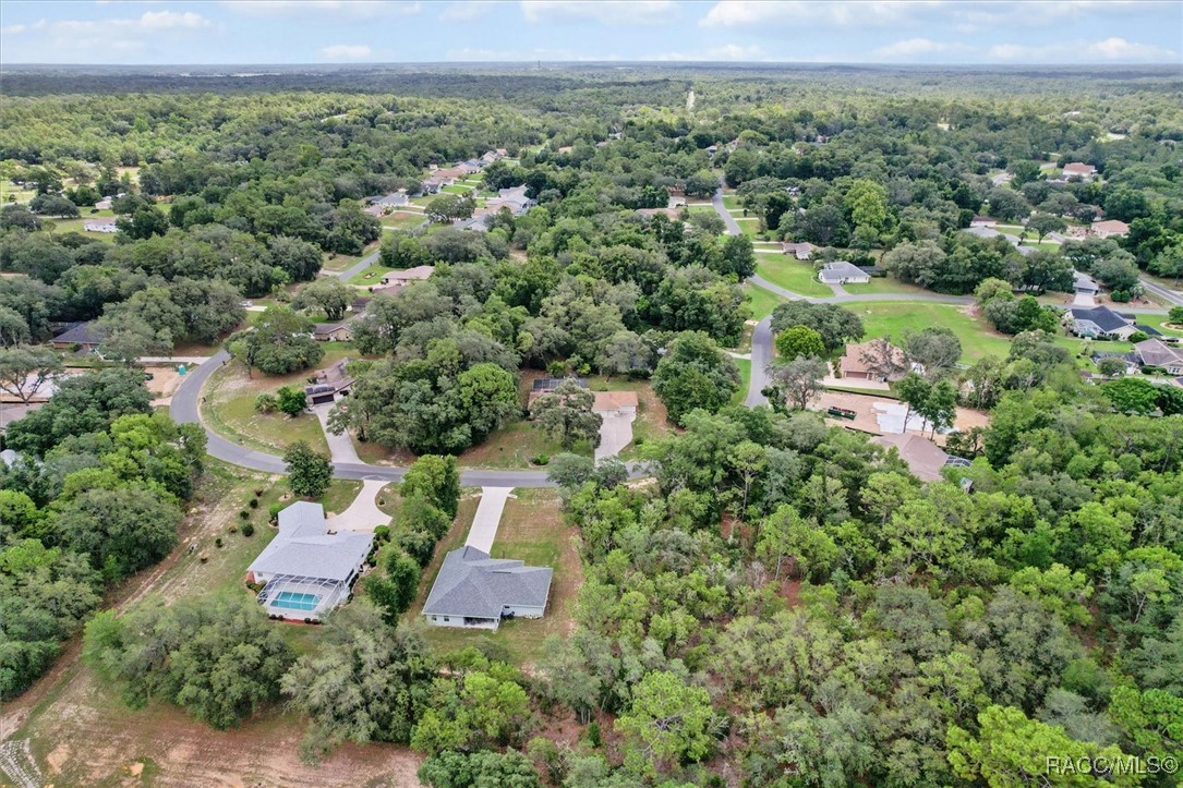 1446 E Saint James Loop