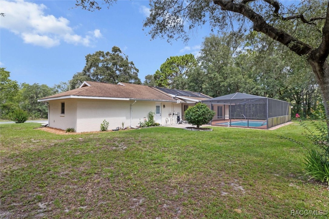 1446 E Saint James Loop