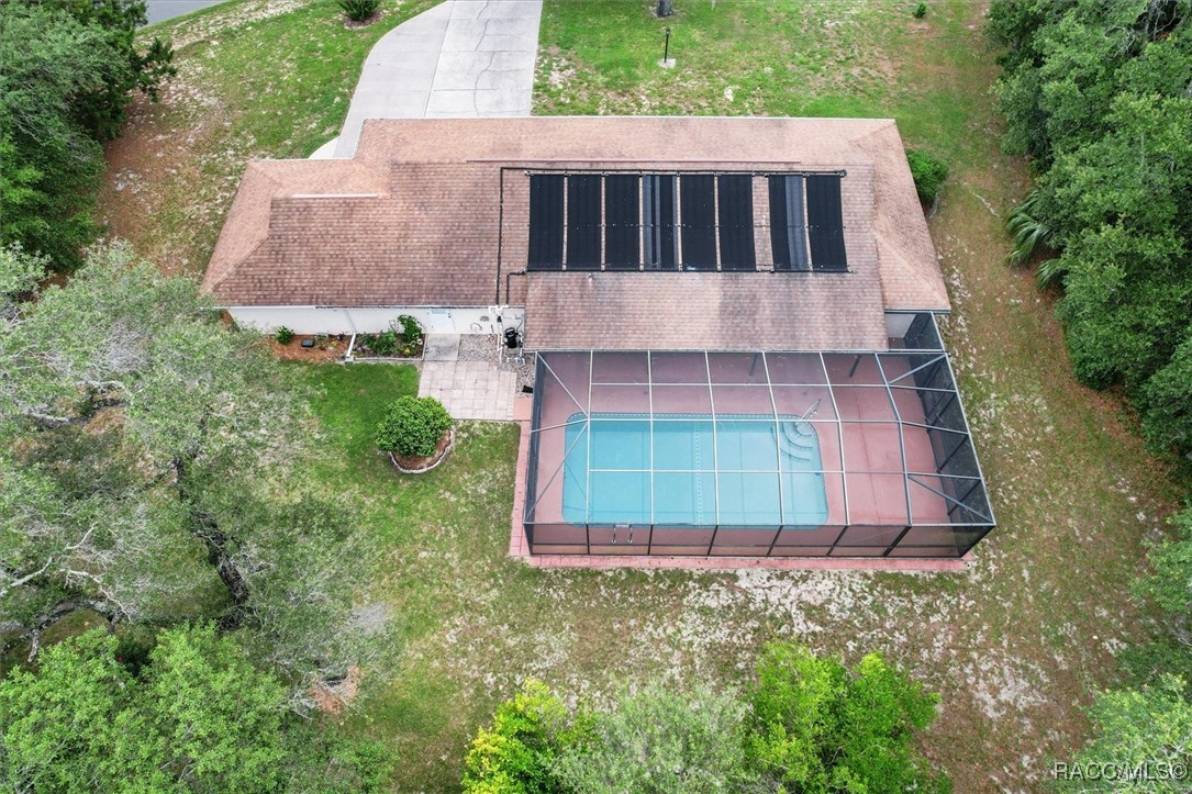 1446 E Saint James Loop