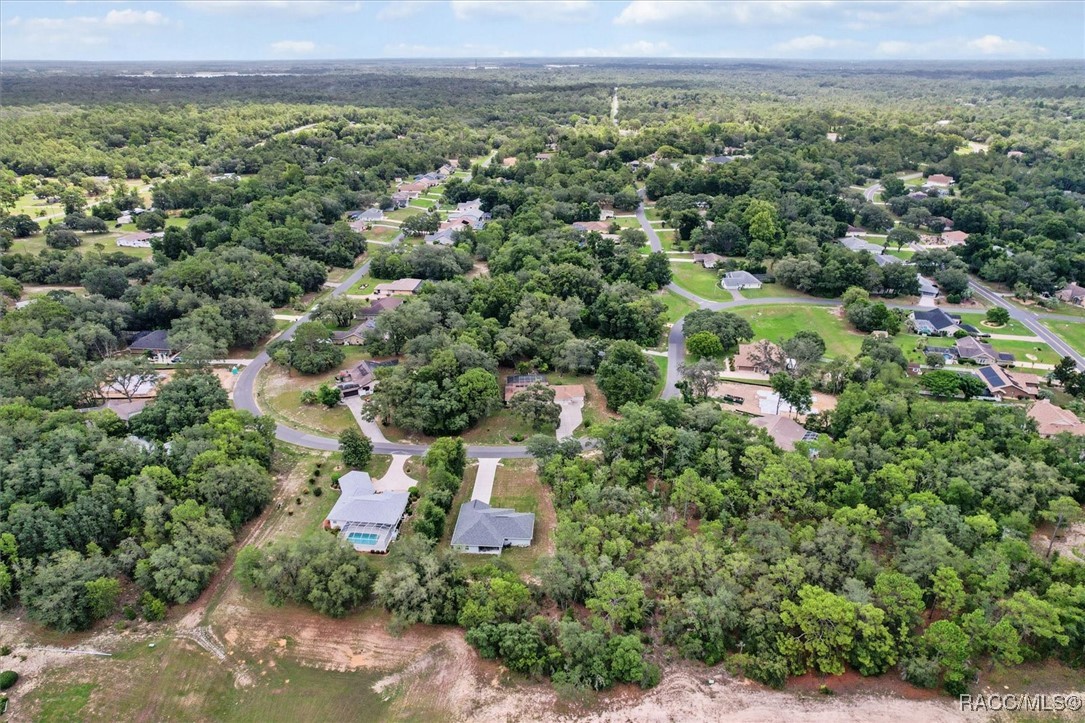 1446 E Saint James Loop