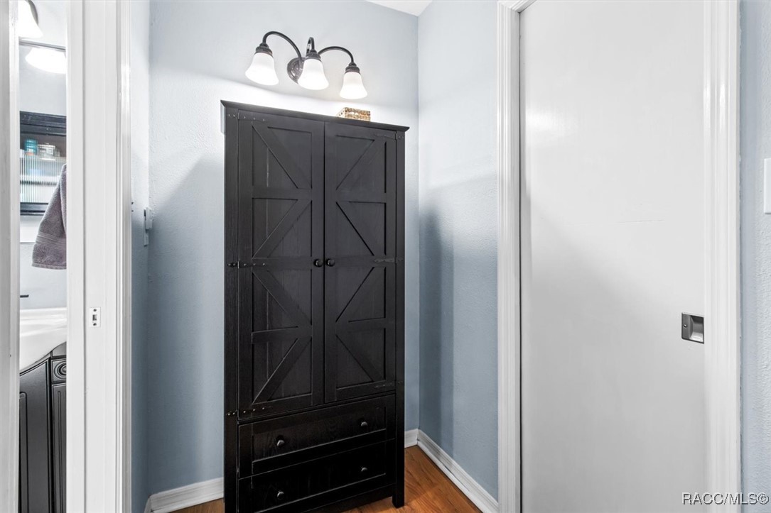 18 Palm Circle Drive