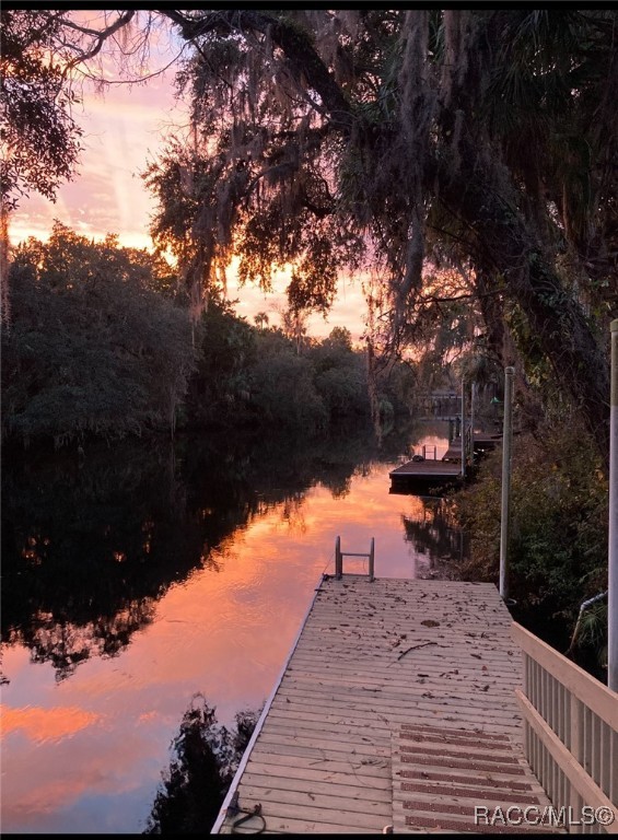 18 Palm Circle Drive