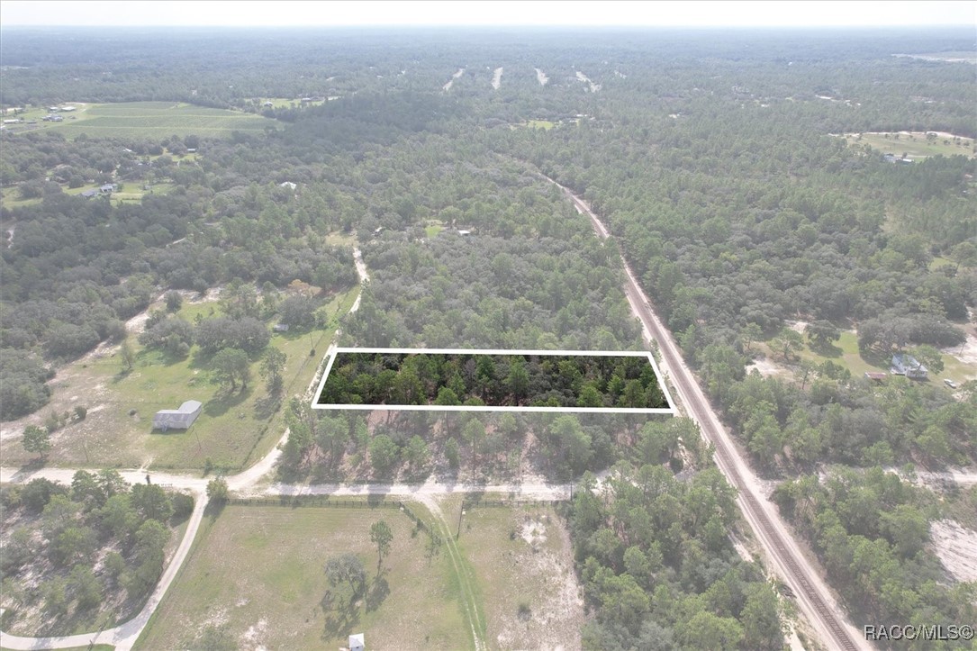 3582 W Carpenter Court