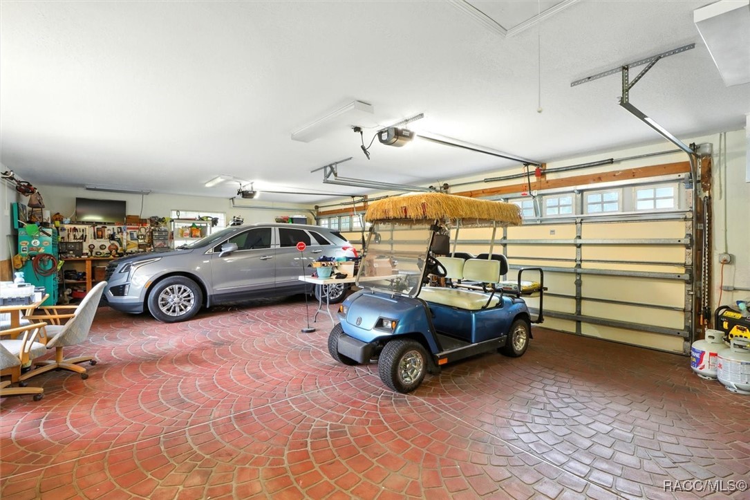 5245 Allamandra Drive