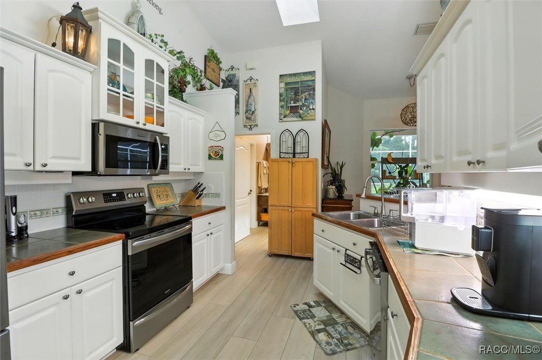 5245 Allamandra Drive