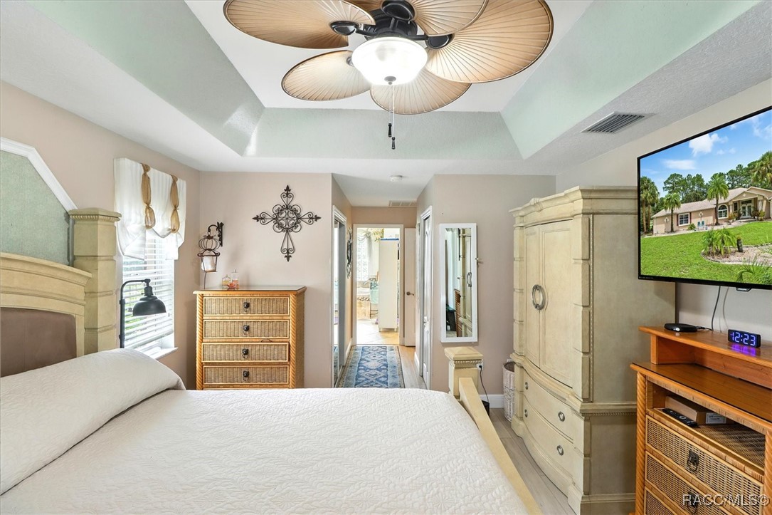 5245 Allamandra Drive