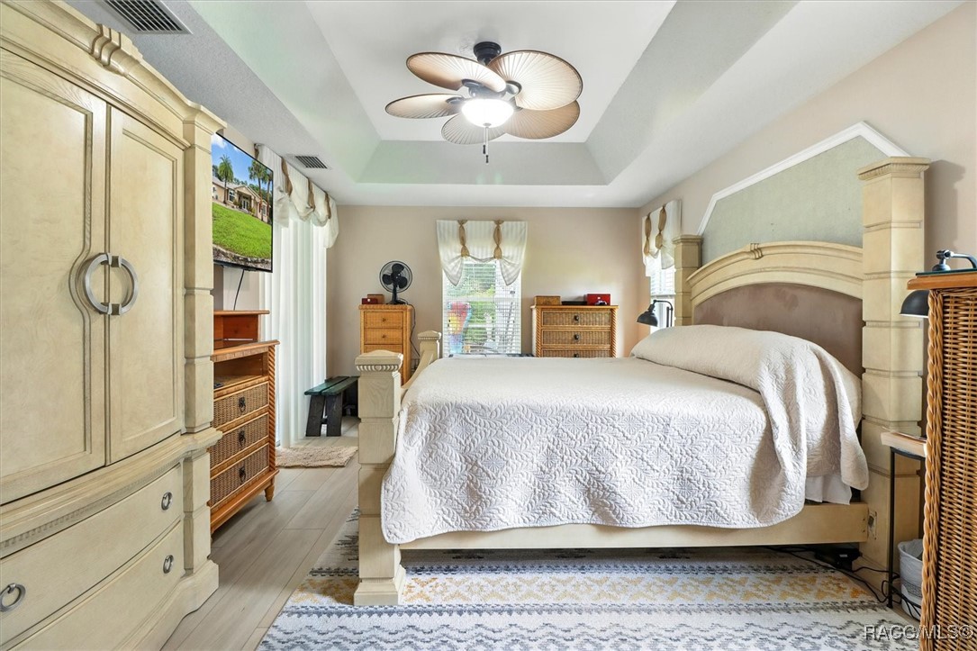 5245 Allamandra Drive